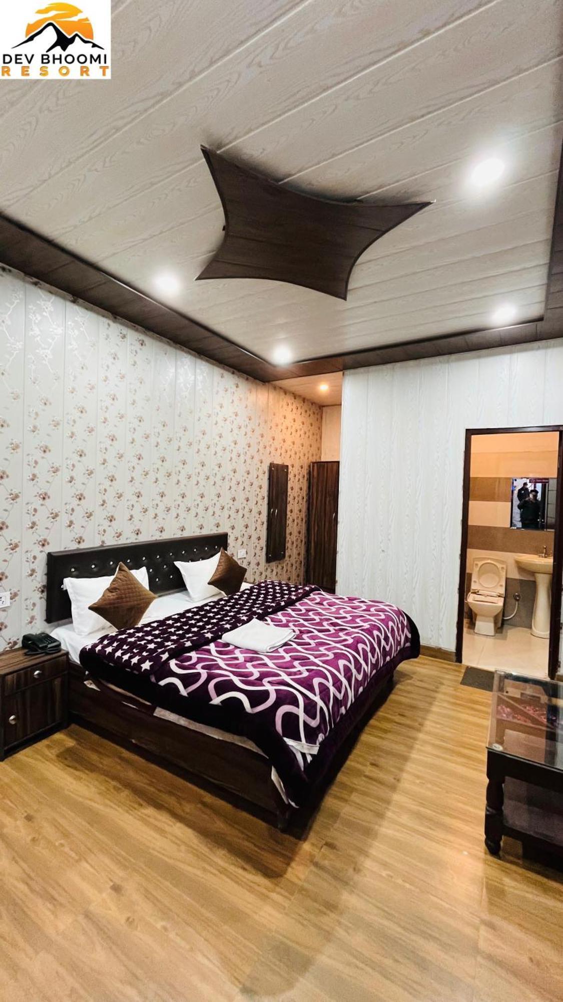 Dev Bhoomi Resort 카나탈 외부 사진